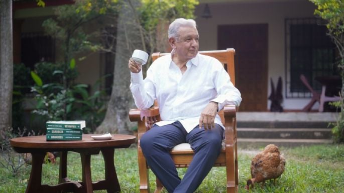 SALE AMLO DE SU “RETIRO” PARA DEFENDER A SHEINBAUM POR “INTERVENCIONISMO” DE EU
