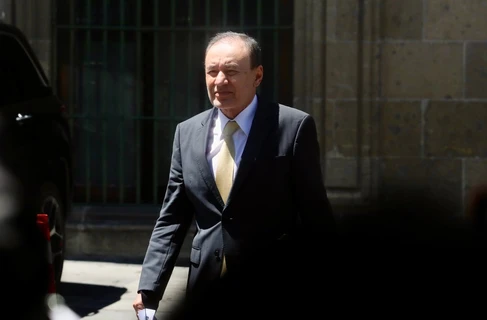 “CASI SUDO AGUA BENDITA”: DURAZO, EN RESPUESTA A PRESUNTAS ACUSACIONES DE ESTADOS UNIDOS