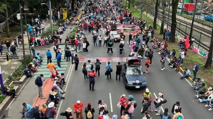 MARCHAN MAESTROS DISIDENTES HACIA EL ESTADIO AZTECA A DOS DÍAS DE INICIAR EL MUNDIAL MARCHAN MAESTROS DISIDENTES HACIA EL ESTADIO AZTECA A DOS DÍAS DE INICIAR EL MUNDIAL