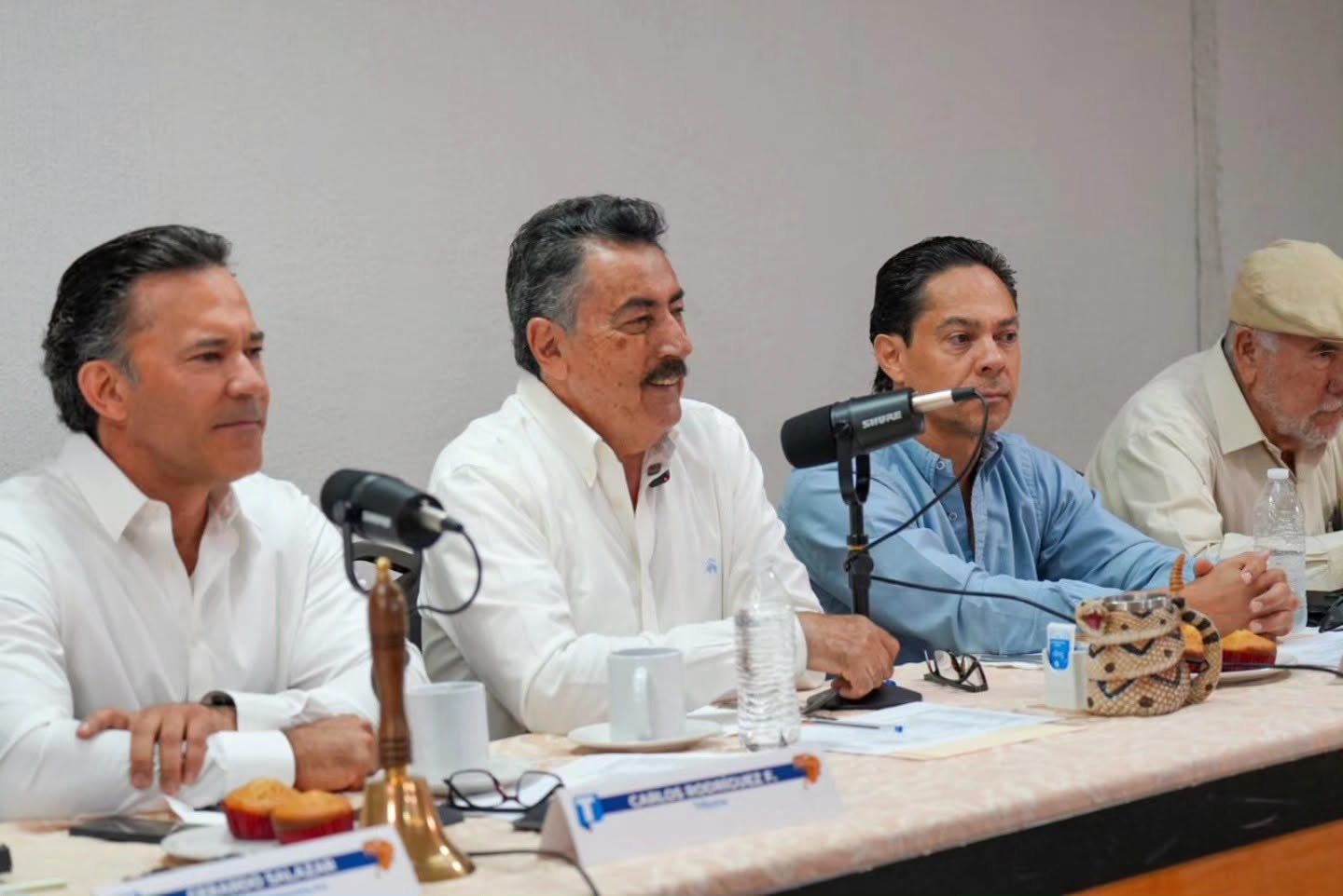 Sin Medias Tintas/Martín Romo
