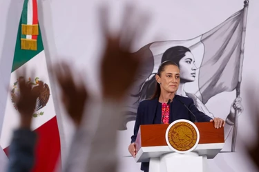 AGRADECE SHEINBAUM “RESPALDO” DE LÓPEZ OBRADOR A TRAVÉS DE UNA CARTA
