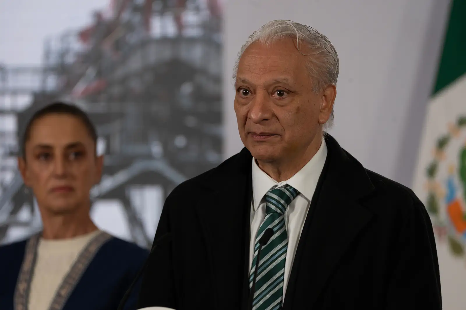 OTORGAN MEDIDAS DE PROTECCIÓN A ESPOSA DE EXDIRECTOR DE PEMEX ACUSADO DE VIOLENCIA FAMILIAR