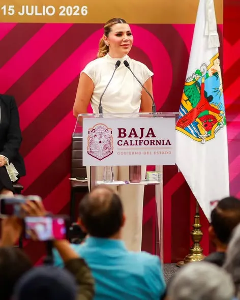 LANZA ACUSACIONES GOBERNADORA DE BAJA CALIFORNIA ACUSACIONES POR FILTRACIÓN DE AUDIOS