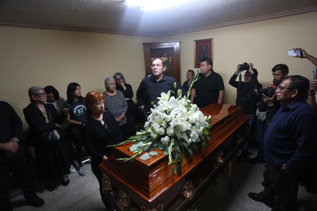 DESPIDEN A ALEJANDRO LEYVA DEMANDANDO JUSTICIA POR SU ASESINATO DESPIDEN A ALEJANDRO LEYVA DEMANDANDO JUSTICIA POR SU ASESINATO