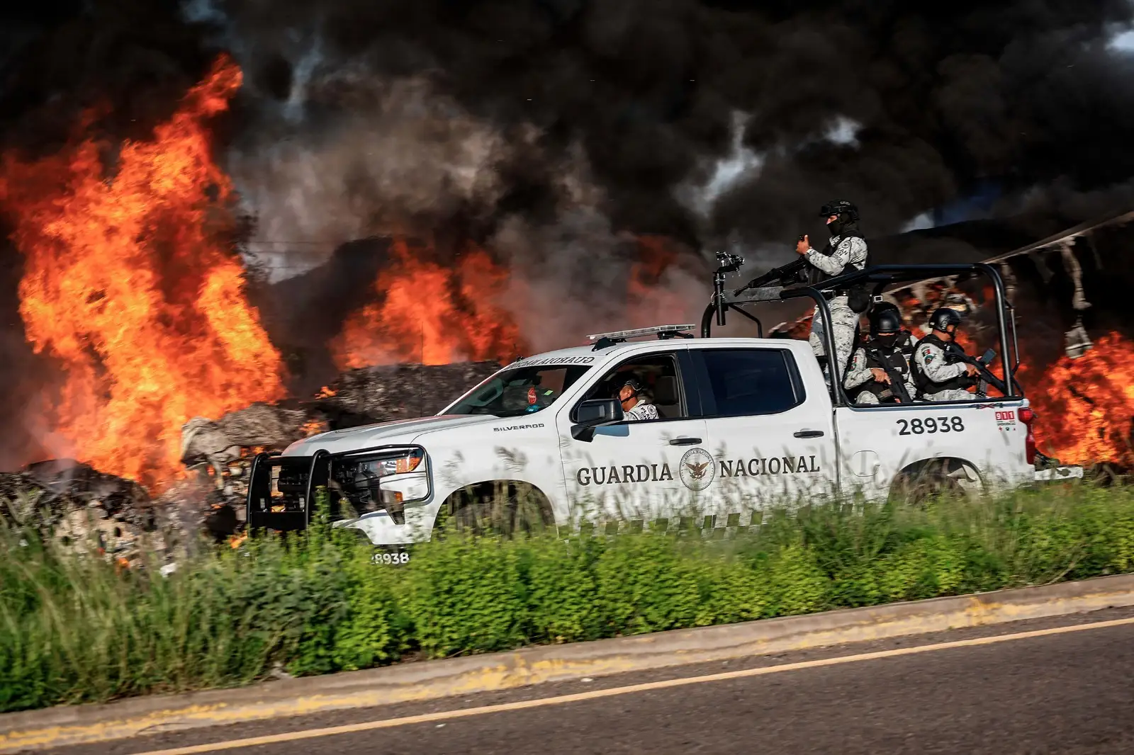 CONTINÚA LA CRISIS DE GOBERNANZA EN SINALOA A DOS AÑOS DEL SECUESTRO DE “EL MAYO” CONTINÚA LA CRISIS DE GOBERNANZA EN SINALOA A DOS AÑOS DEL SECUESTRO DE “EL MAYO”