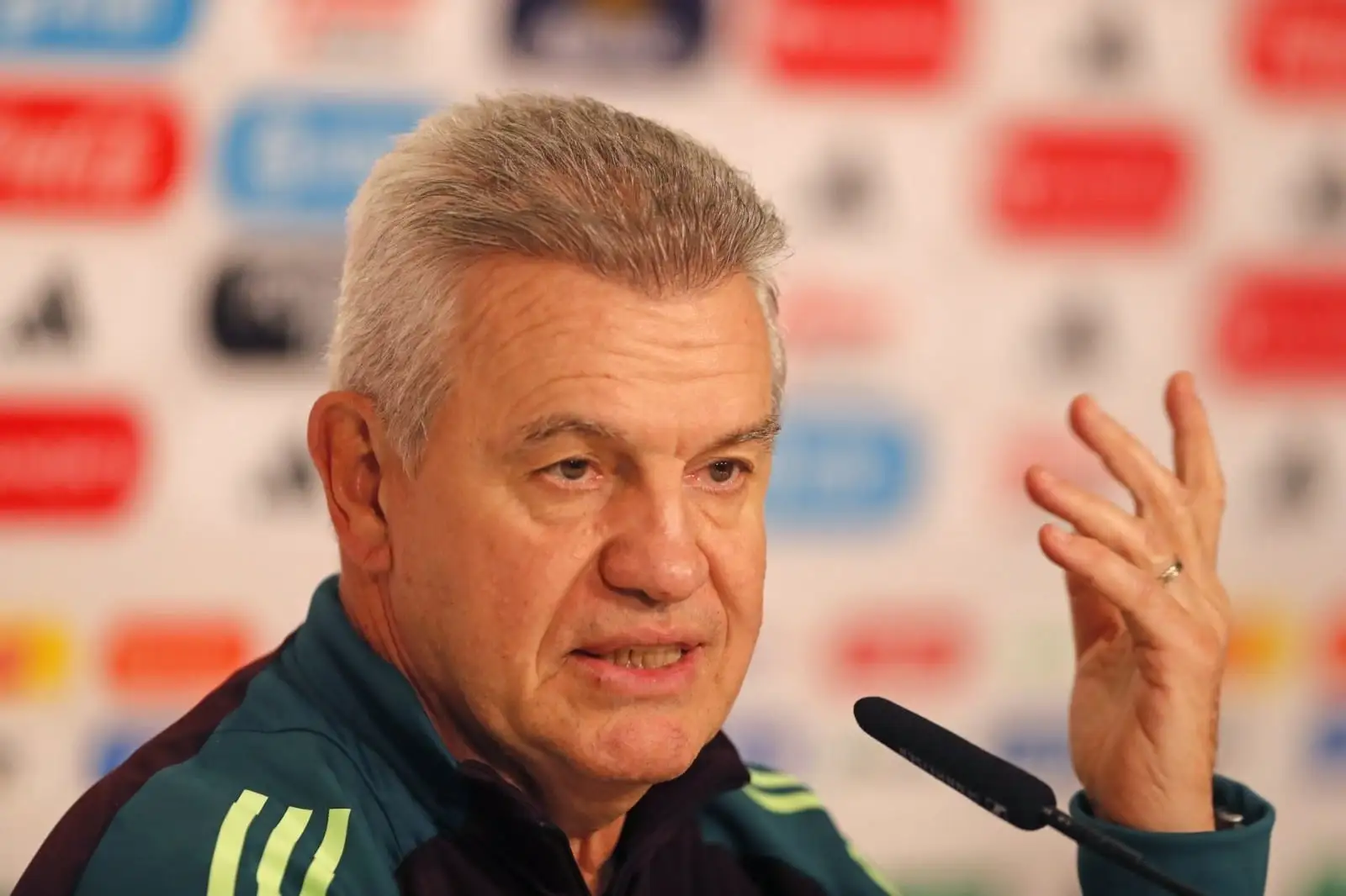 CAMBIAN DE HORARIO EL PARTIDO MÉXICO-INGLATERRA; “ESTOY ENCABRONADO”: AGUIRRE