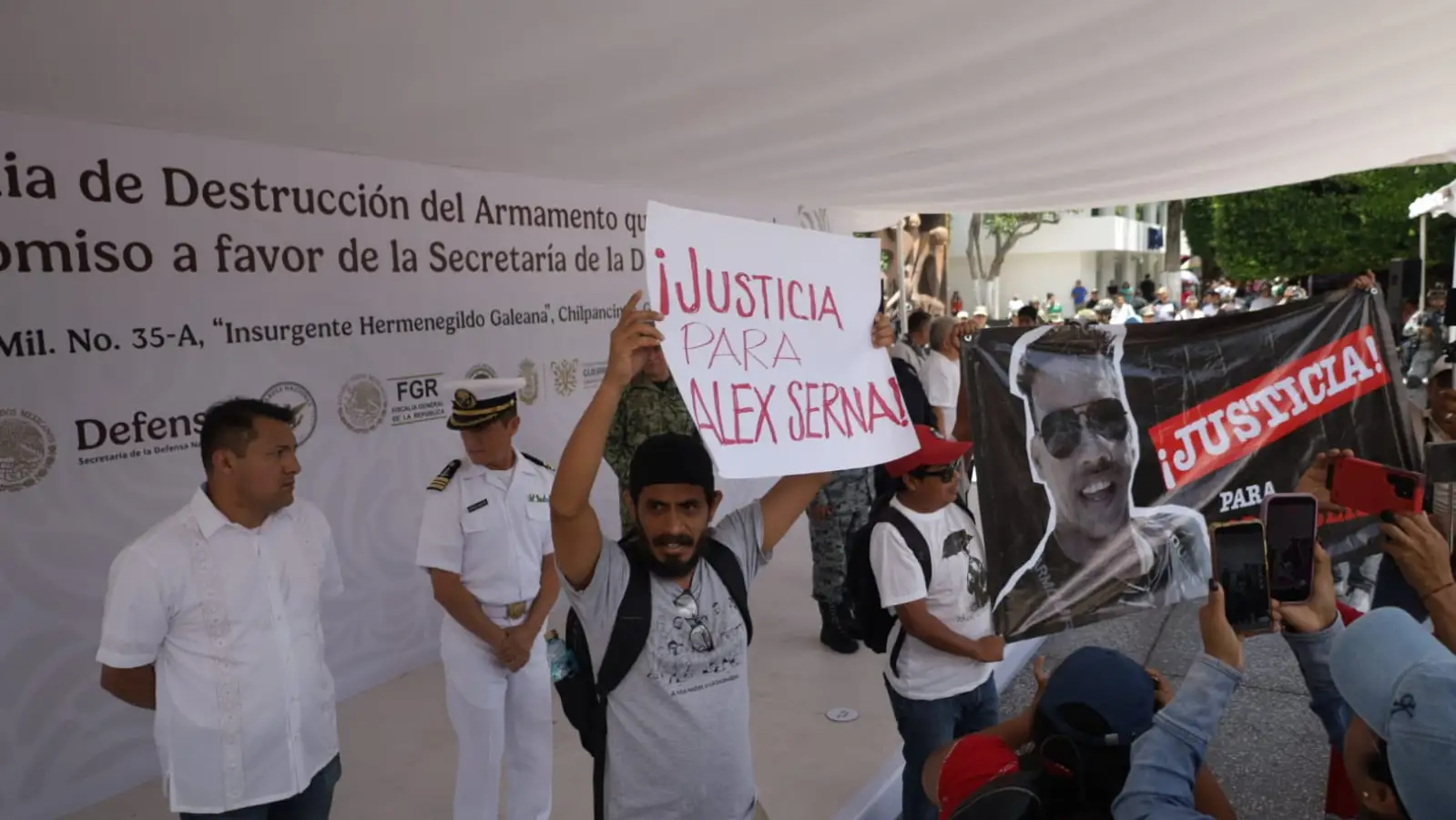 Exigen reporteros informe sobre periodista asesinado