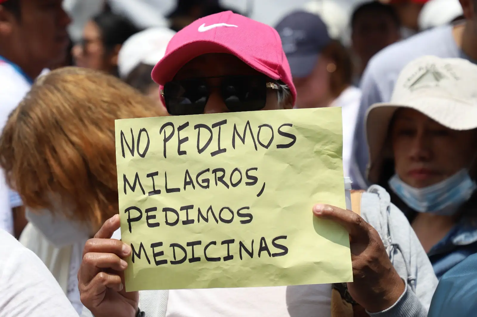 ENTRE DIMES Y DIRETES, ACUSAN DESABASTO DE MEDICINAS EN IMSS-BIENESTAR ENTRE DIMES Y DIRETES, ACUSAN DESABASTO DE MEDICINAS EN IMSS-BIENESTAR