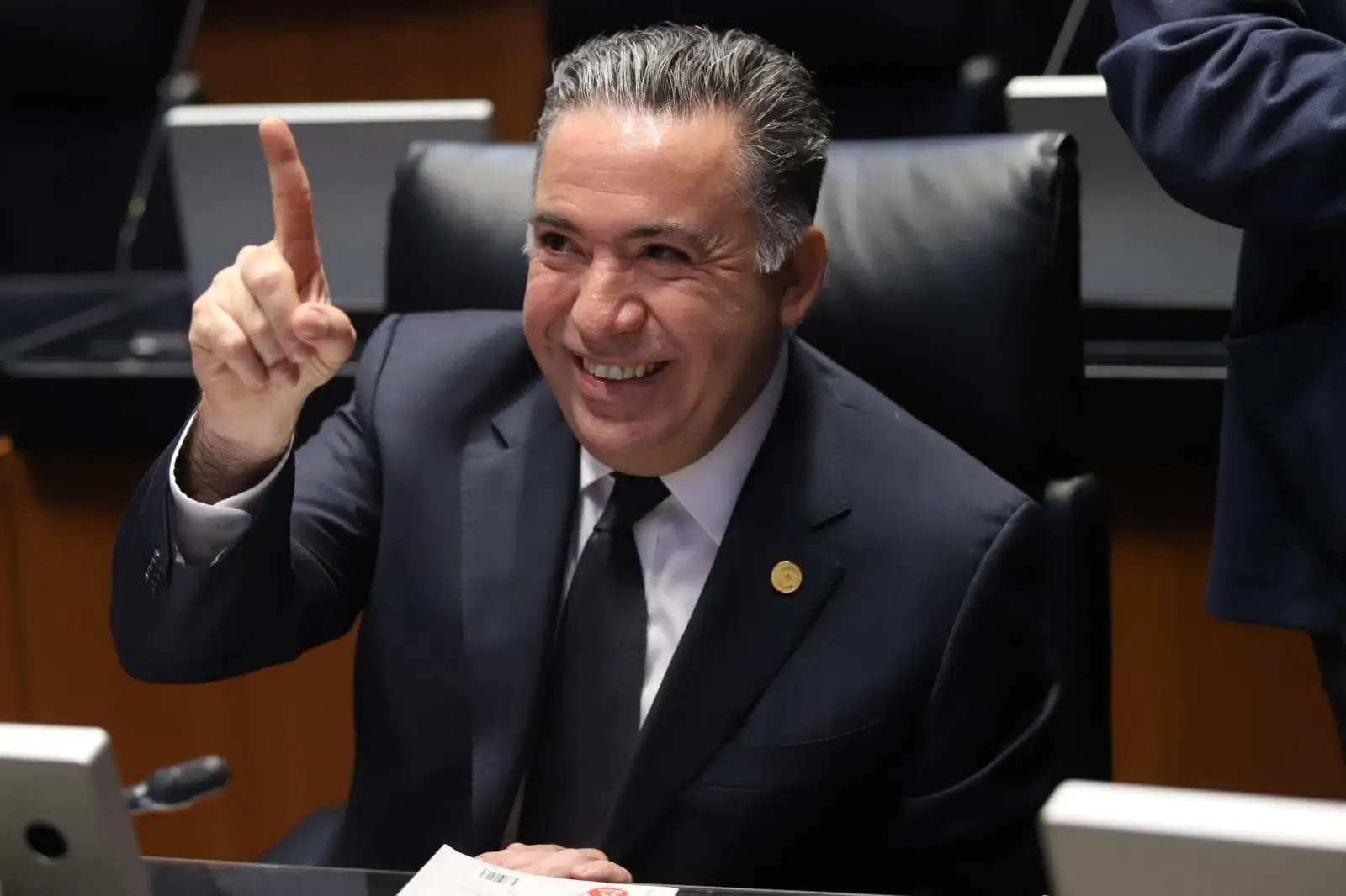 SIGUE LA CRISIS EN MORENA; SE DECLARA INDEPENDIENTE SENADOR INZUNZA