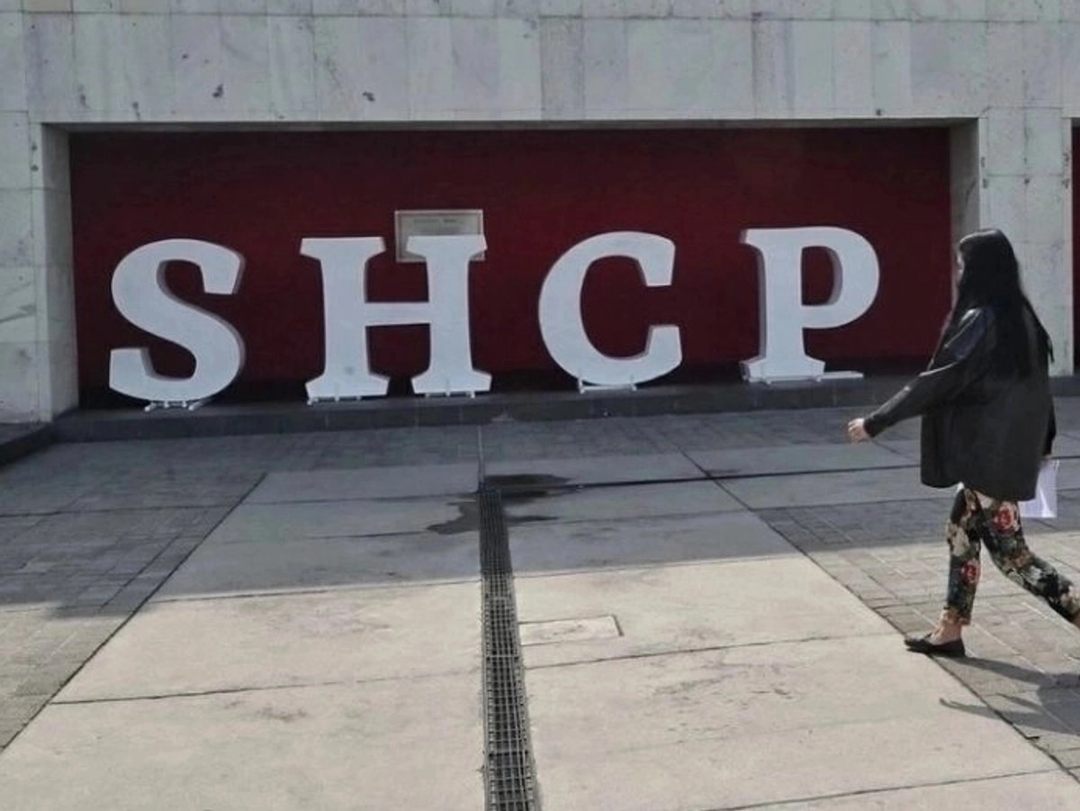 Ampliará Hacienda “vigilancia” a familiares de funcionarios Ampliará Hacienda “vigilancia” a familiares de funcionarios