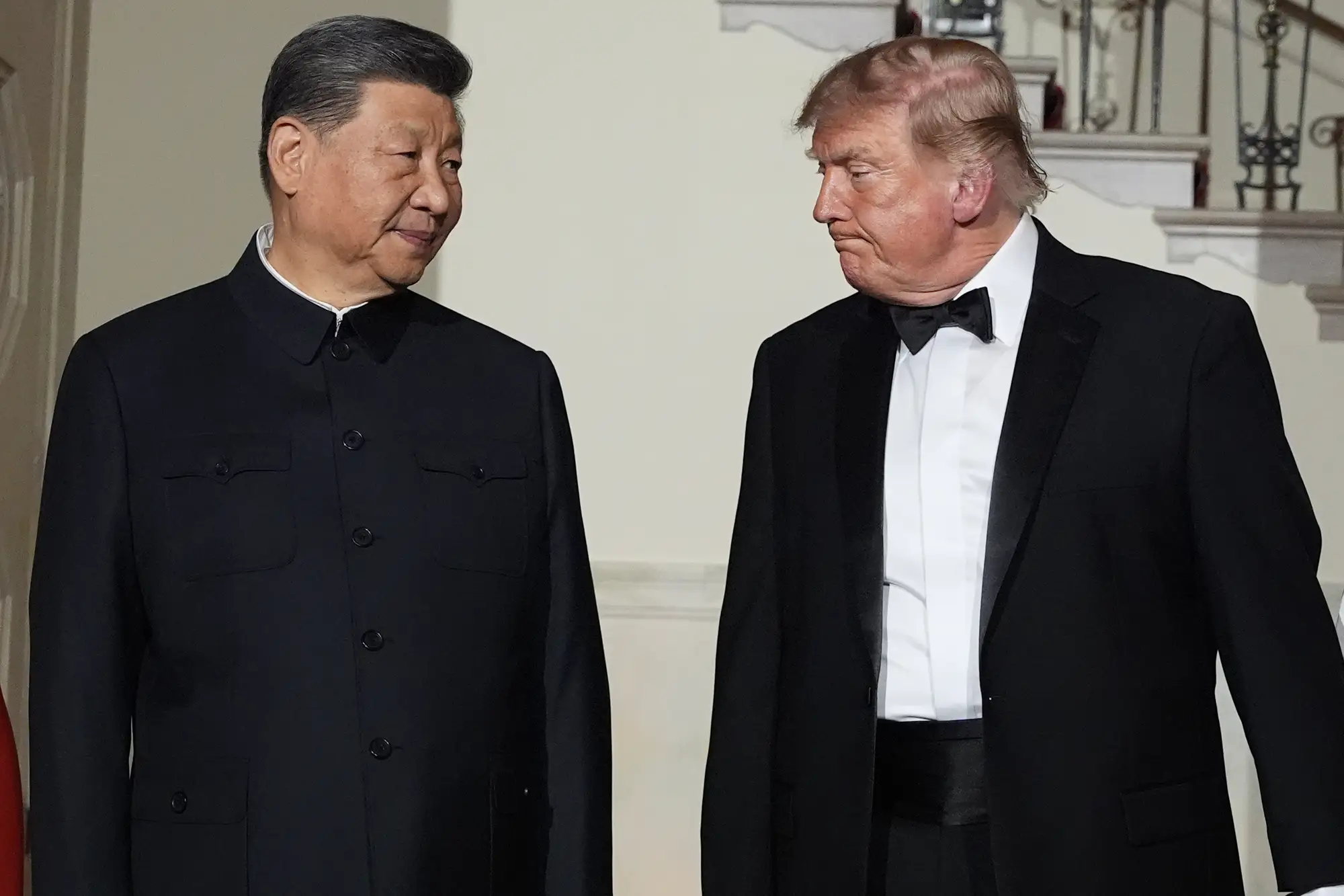Augura Trump “cosas extraordinarias” con China