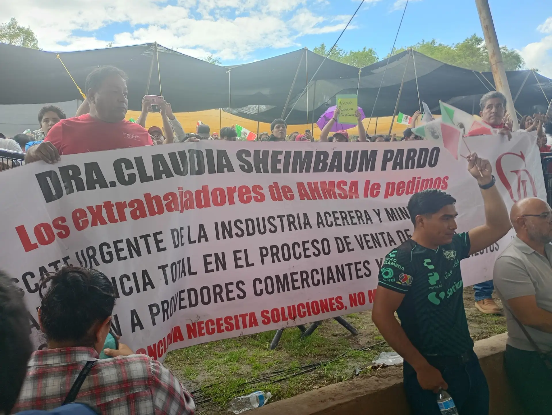 Atropellada visita de Sheinbaum en Coahuila