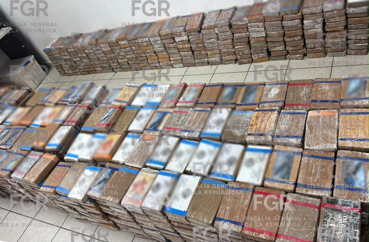 ASEGURAN MÁS DE UNA TONELADA DE COCAÍNA Y FENTANILO EN SLRC ASEGURAN MÁS DE UNA TONELADA DE COCAÍNA Y FENTANILO EN SLRC