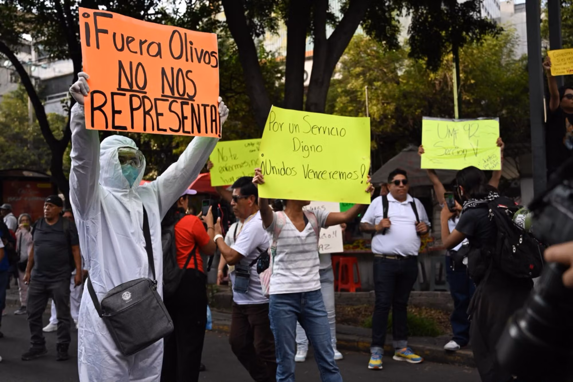 RECHAZO MAYORITARIO AL RAQUÍTICO AUMENTO SALARIAL DEL IMSS
